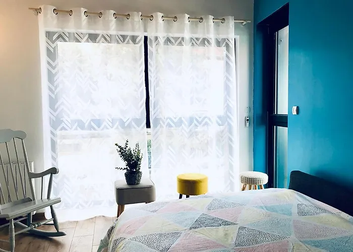 Maison Duplex, Avec Terrasse Dans