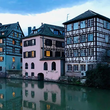 Сasa de vacaciones Maison Duplex, Avec Terrasse Dans *